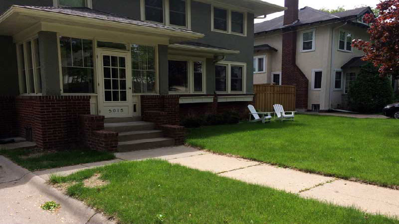 Front Yard Landscaping: The Entryway