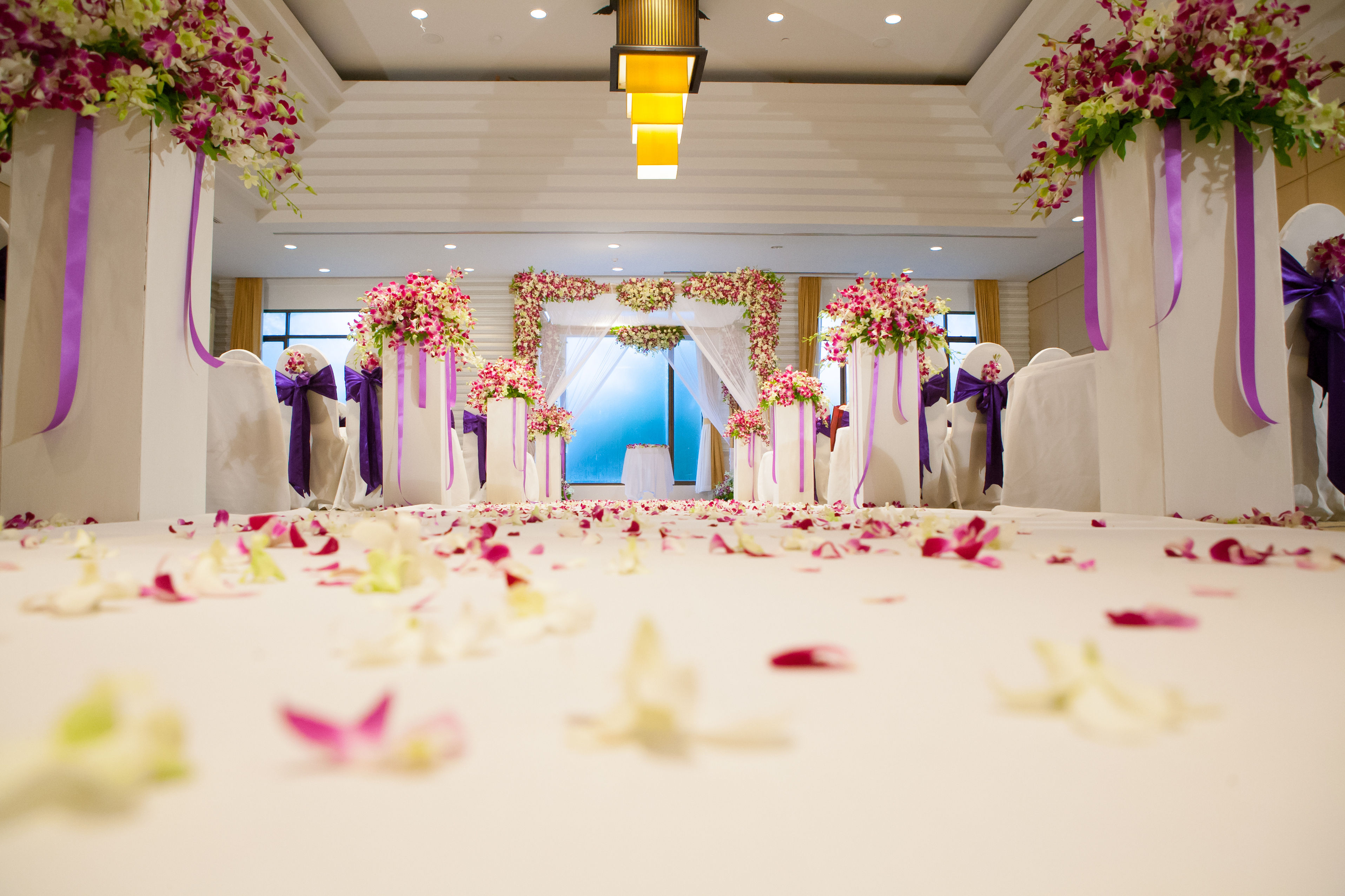 Amenities to Look for When Choosing an Available Wedding Venue